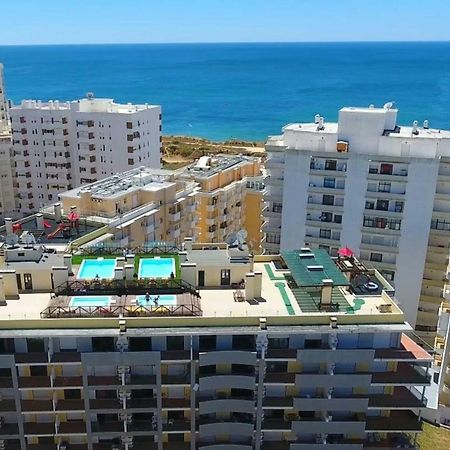 By The Sea - Rooftop Pools Apartment อาร์มาซอง เด เปรา ภายนอก รูปภาพ