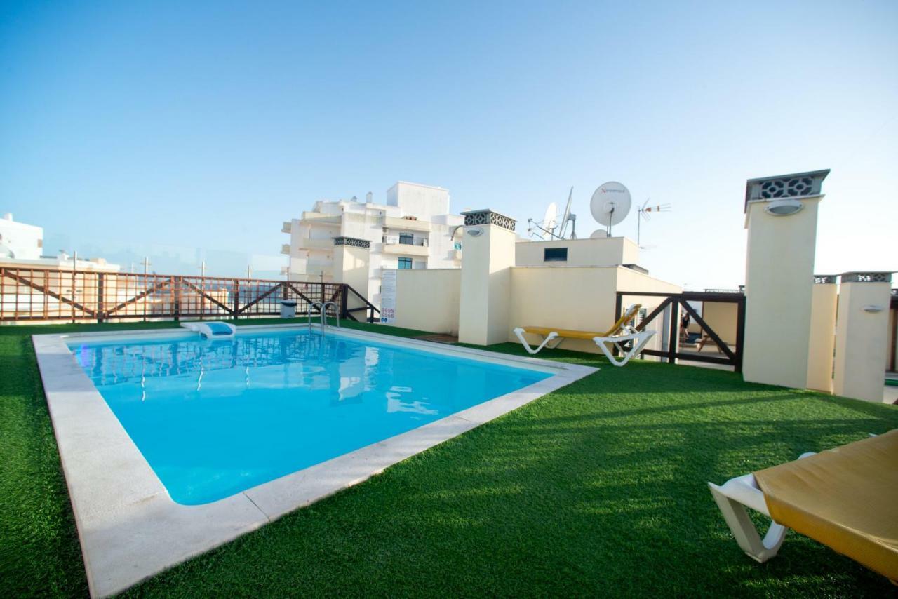 By The Sea - Rooftop Pools Apartment อาร์มาซอง เด เปรา ภายนอก รูปภาพ