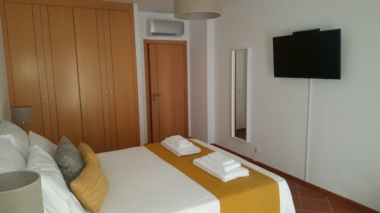 By The Sea - Rooftop Pools Apartment อาร์มาซอง เด เปรา ภายนอก รูปภาพ