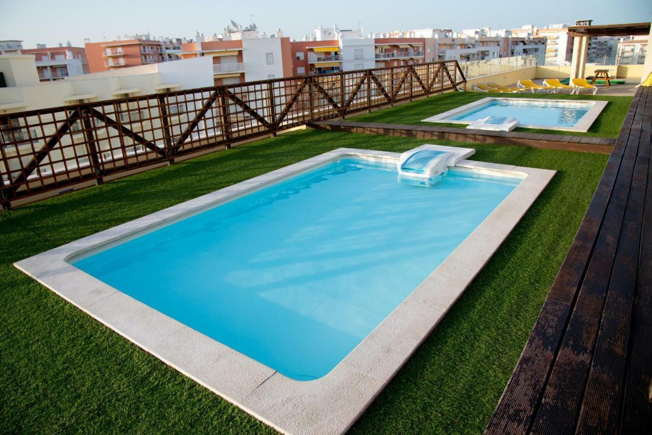 By The Sea - Rooftop Pools Apartment อาร์มาซอง เด เปรา ภายนอก รูปภาพ